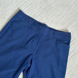 Adidas blue size 10 GOLF SHORTS Bermuda zipper with pockets like new condition